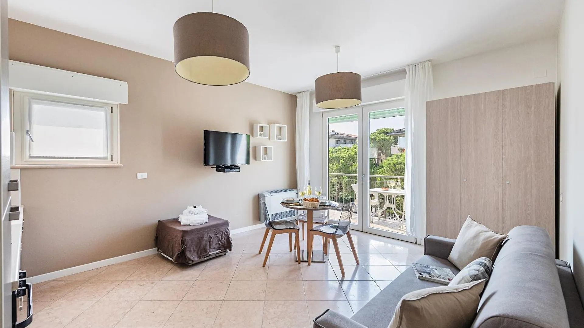 Residenza Miralago II By Wonderful Italy Desenzano del Garda 0*,  Italia