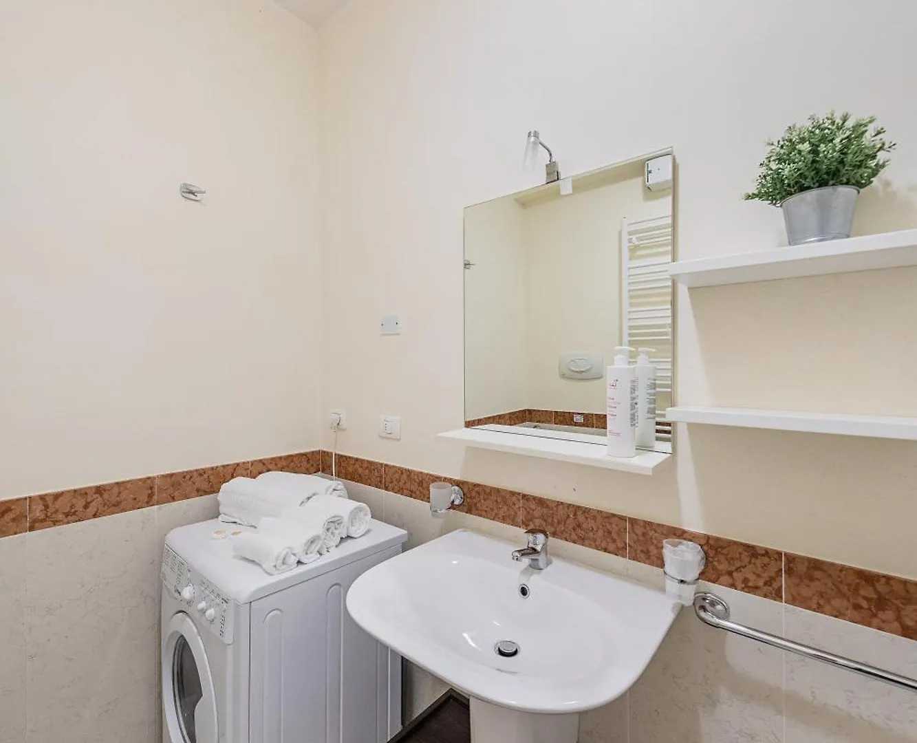 Appartamento Residenza Miralago II By Wonderful Italy Desenzano del Garda Italia